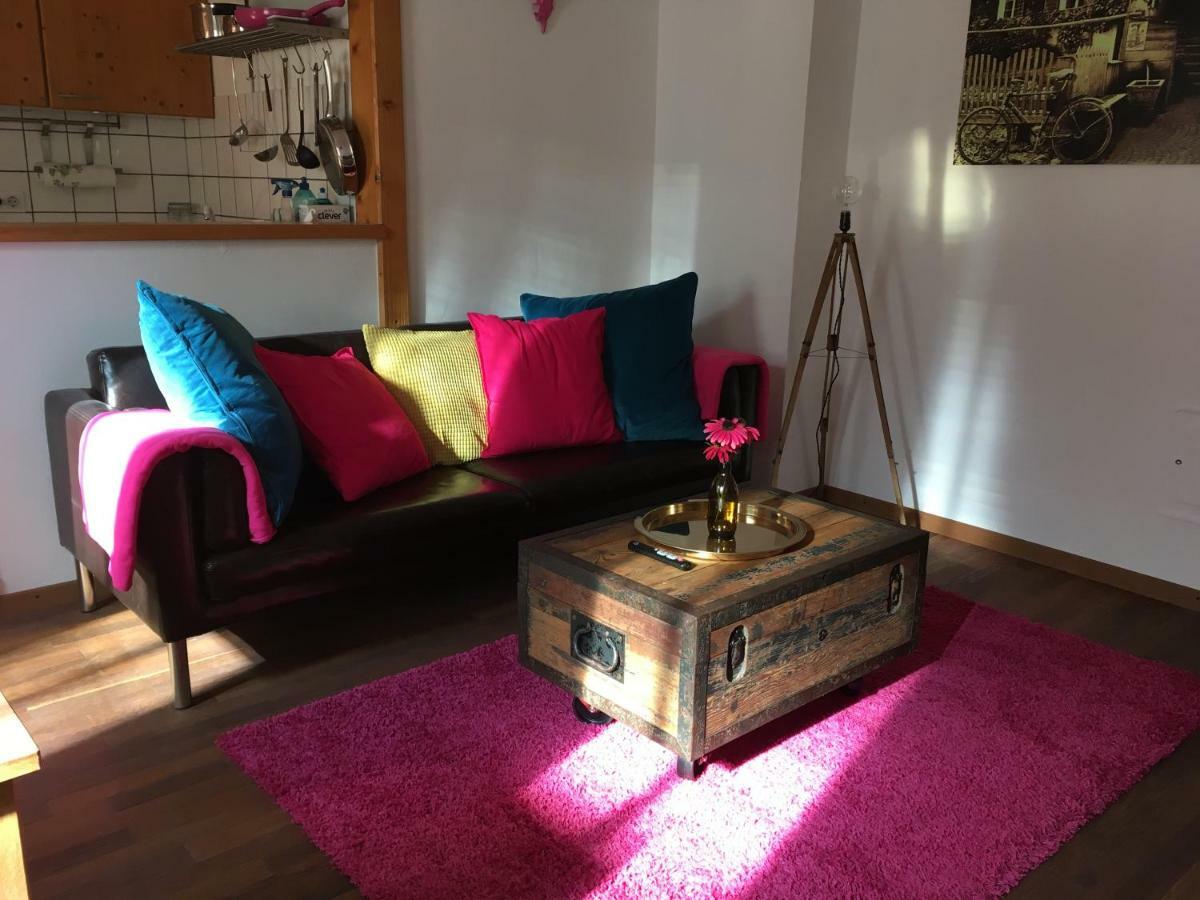Pinkdeer Apartment